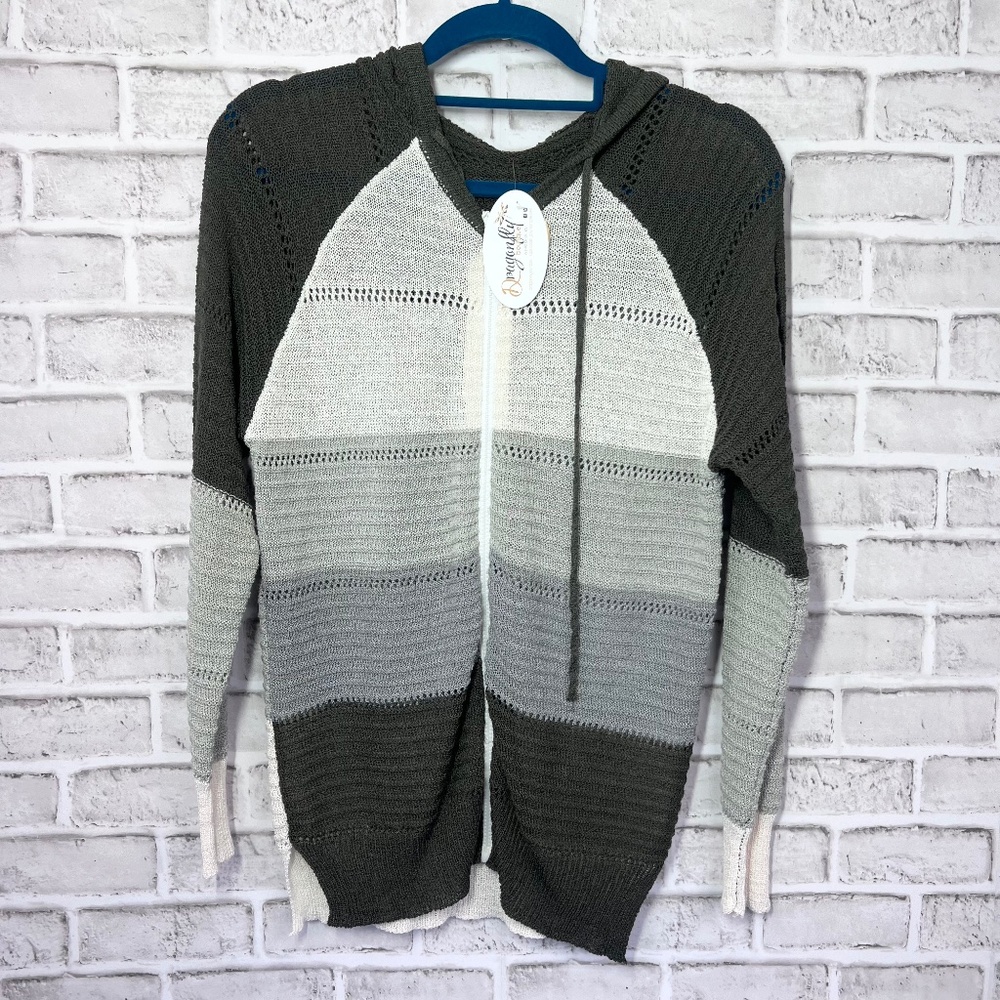 NWT🤩 |•DRAGONFLY•| Crochet Knit Full Zip Hooded Top Medium